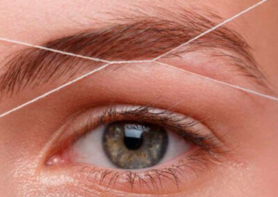 Depilación de Cejas con Hilo